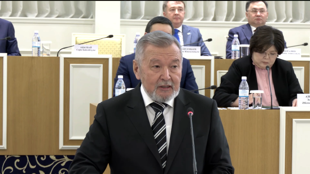 Конституциялық реформа жөніндегі комиссия: Қазақстанда дінді саясиландыру қатерін жоюды ұсынылды